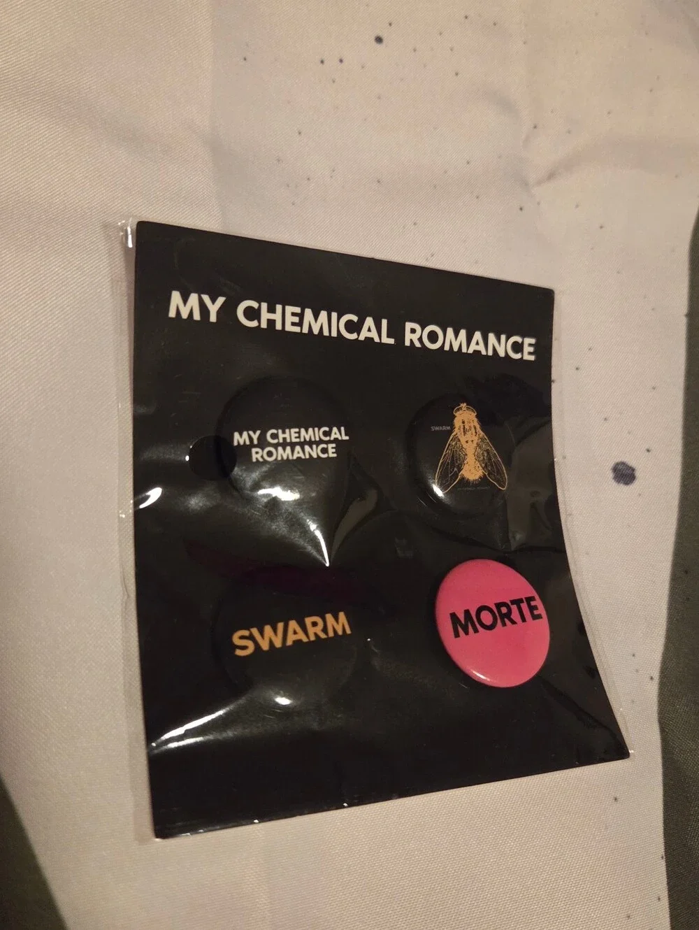 Official My Chemical Romance Tour Limited Edition 'Swarm' Flag & Buttons BUNDLE